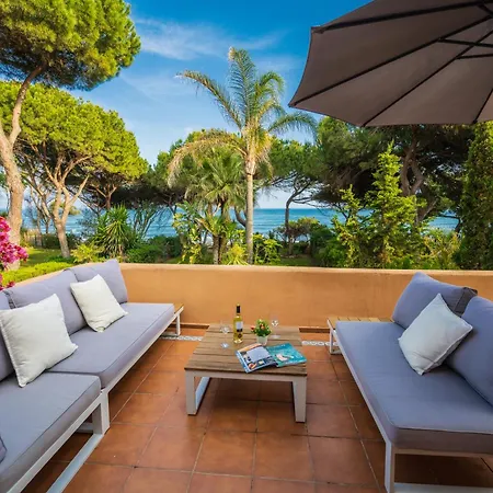 Ferienhaus Venalmar First Line Townhouse, Garden, Sea Views Estepona